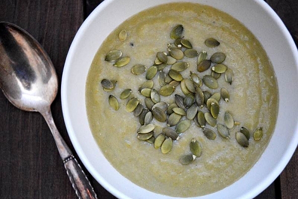 Asparges-kartoffelsuppe
